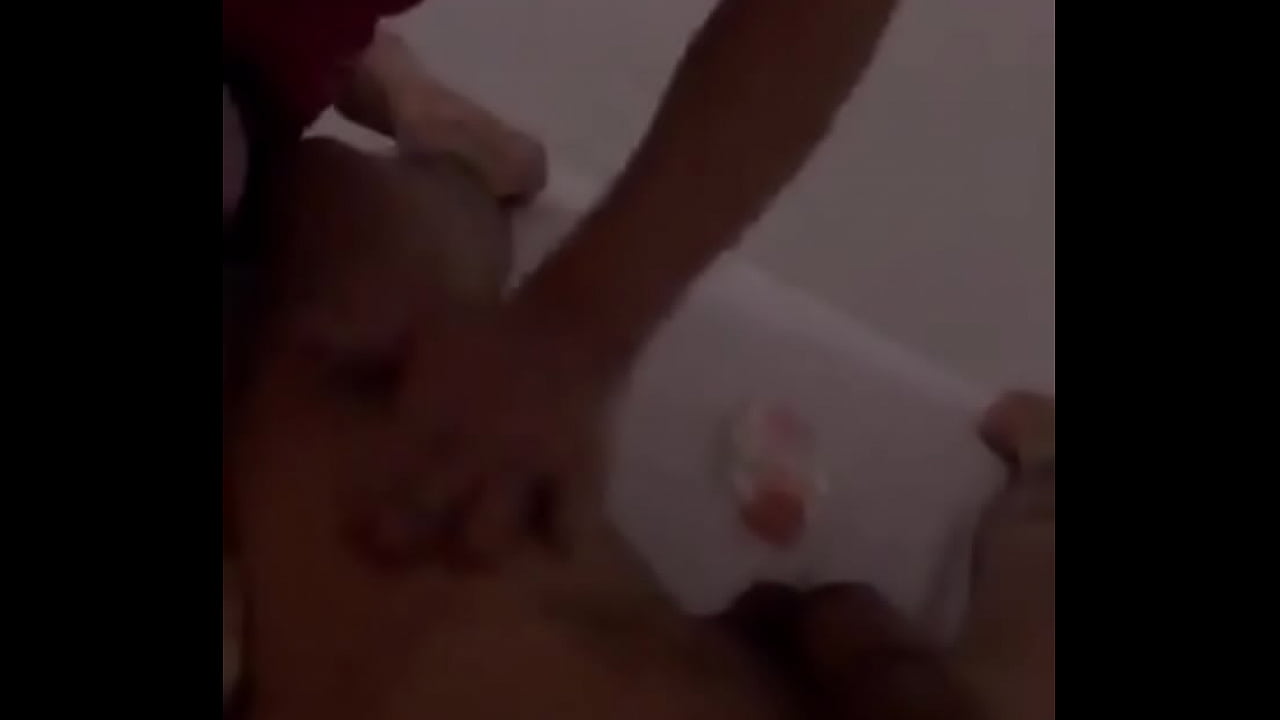 Massage gay vn nứng chim vãi